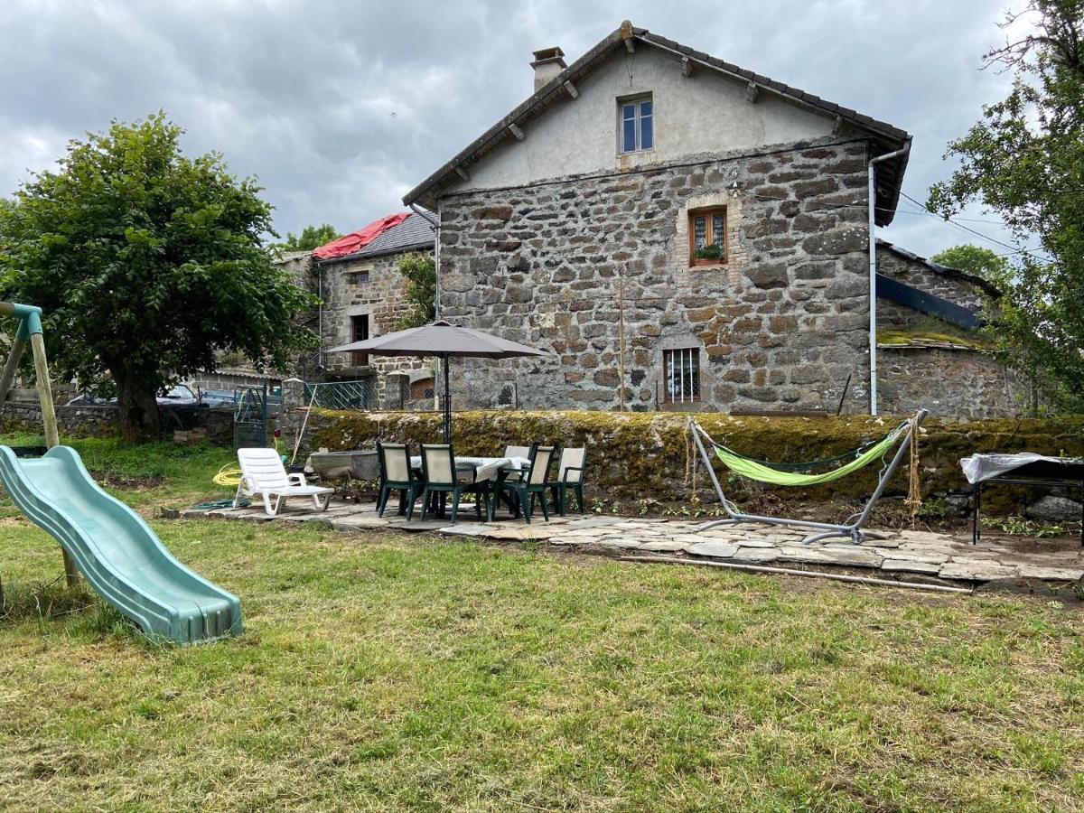 Les Vastres Maison De Famille Au Plateau Du Mezenc מראה חיצוני תמונה