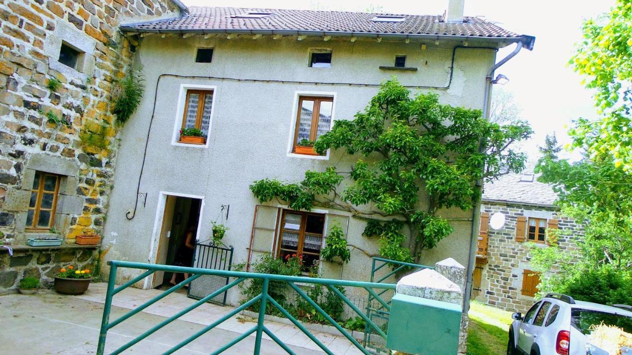 Les Vastres Maison De Famille Au Plateau Du Mezenc מראה חיצוני תמונה