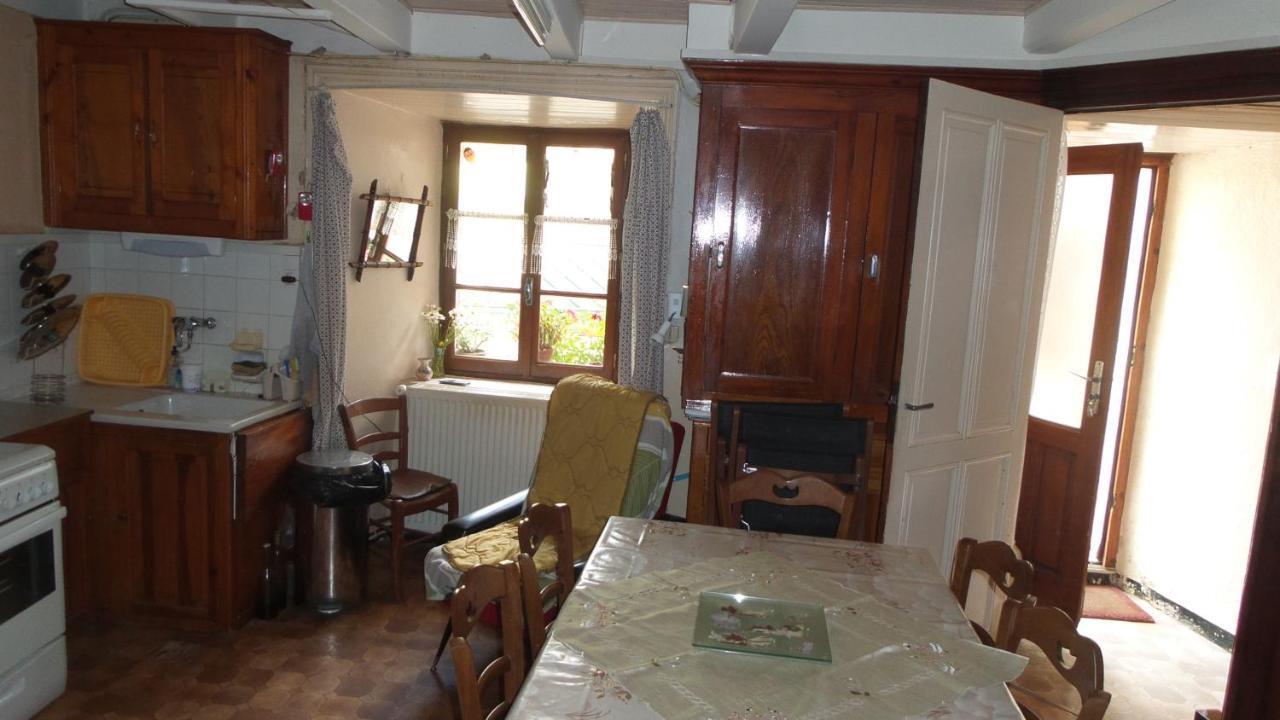 Les Vastres Maison De Famille Au Plateau Du Mezenc מראה חיצוני תמונה