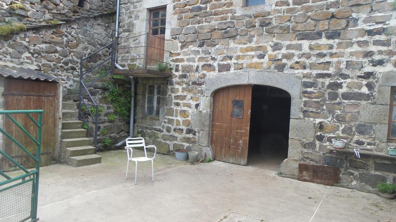 Les Vastres Maison De Famille Au Plateau Du Mezenc מראה חיצוני תמונה