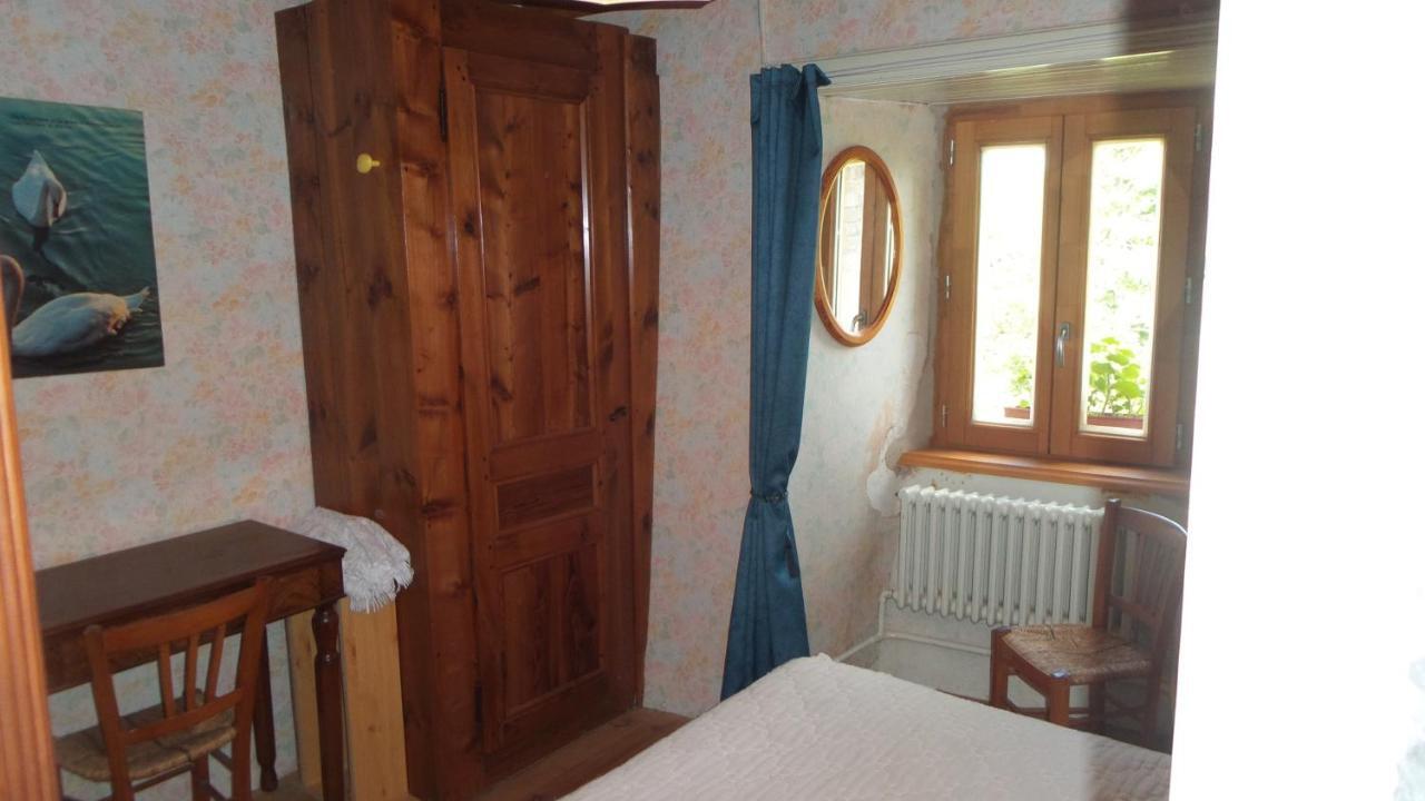 Les Vastres Maison De Famille Au Plateau Du Mezenc מראה חיצוני תמונה