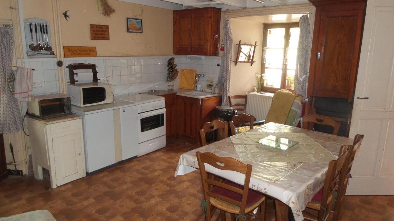 Les Vastres Maison De Famille Au Plateau Du Mezenc מראה חיצוני תמונה